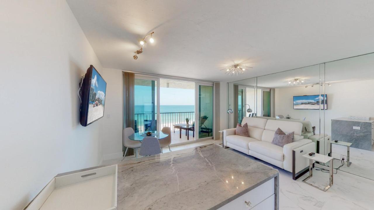 Totally Renovated Beachfront Condo At Apollo! Marco Island Buitenkant foto
