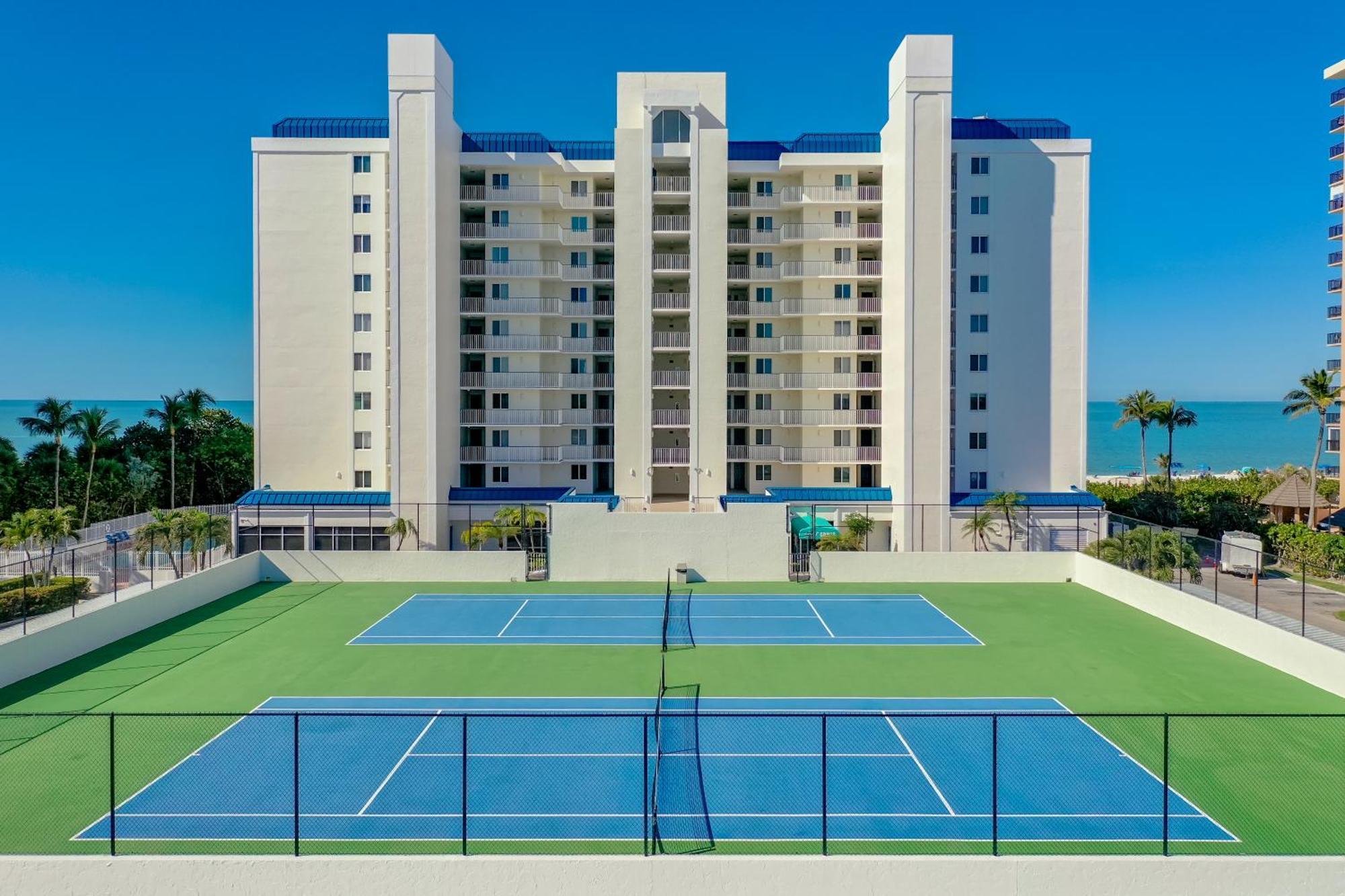 Totally Renovated Beachfront Condo At Apollo! Marco Island Buitenkant foto